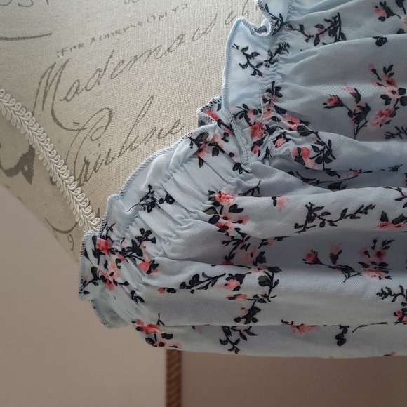 No Boundaries Junior Off the Shoulder Blouse - Picture 3 of 6